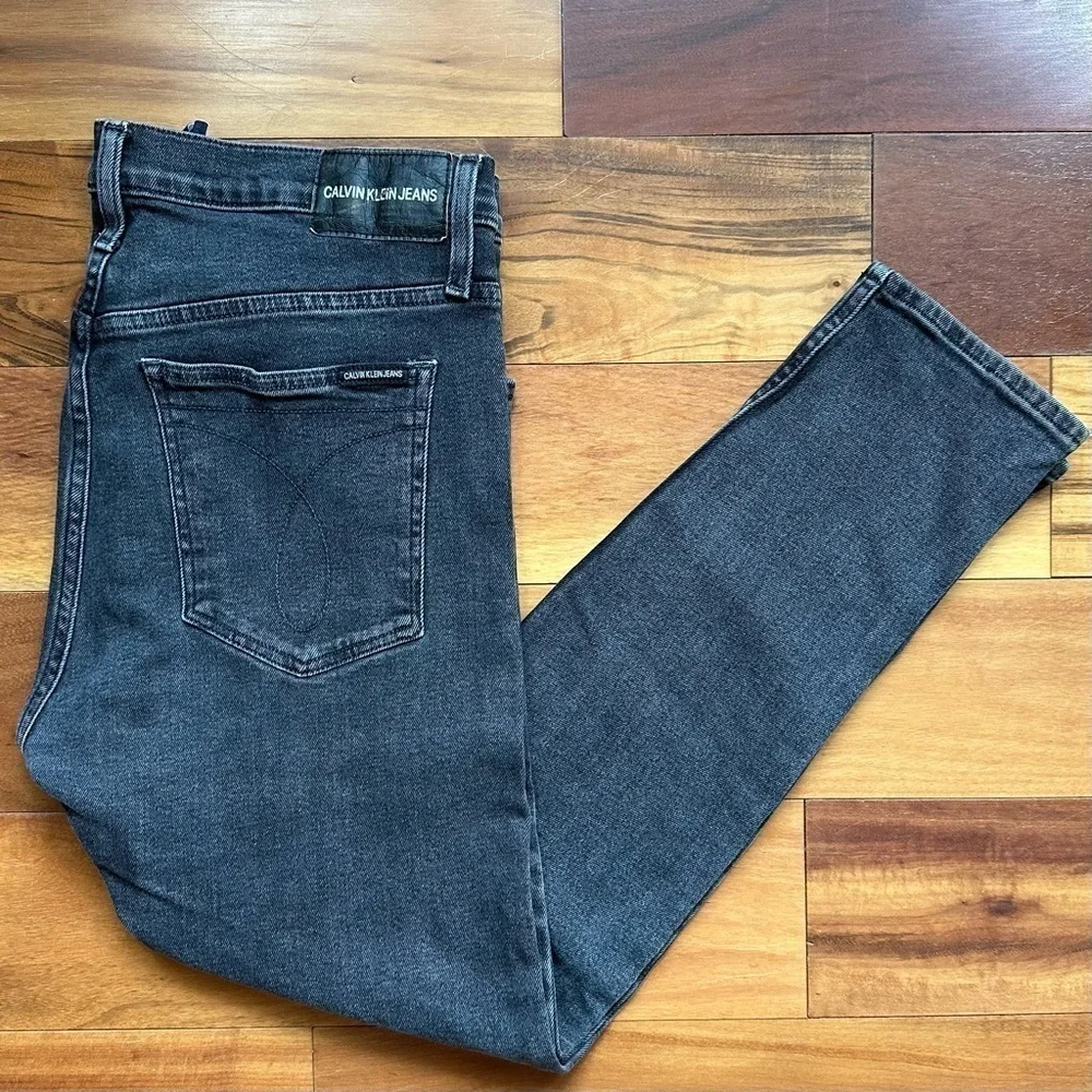 Calvin Klein CKJ016 Skinny Jeans